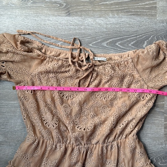 Alice + Olivia Waylon Dress 12 - Picture 9 of 12